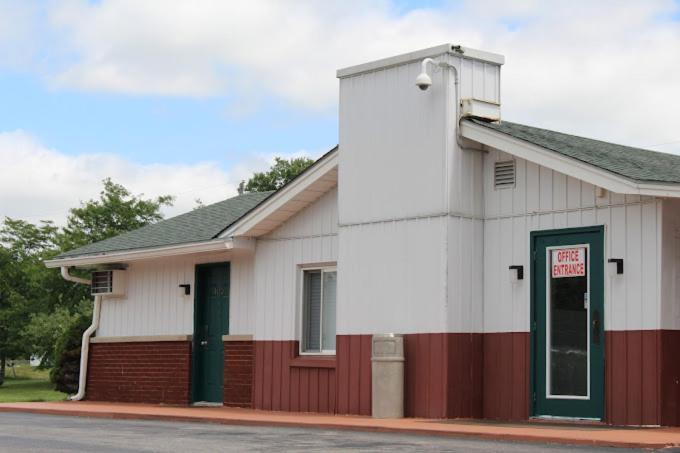Blisspoint Inn Fka Motel 6T7 Indianapolis Ngoại thất bức ảnh